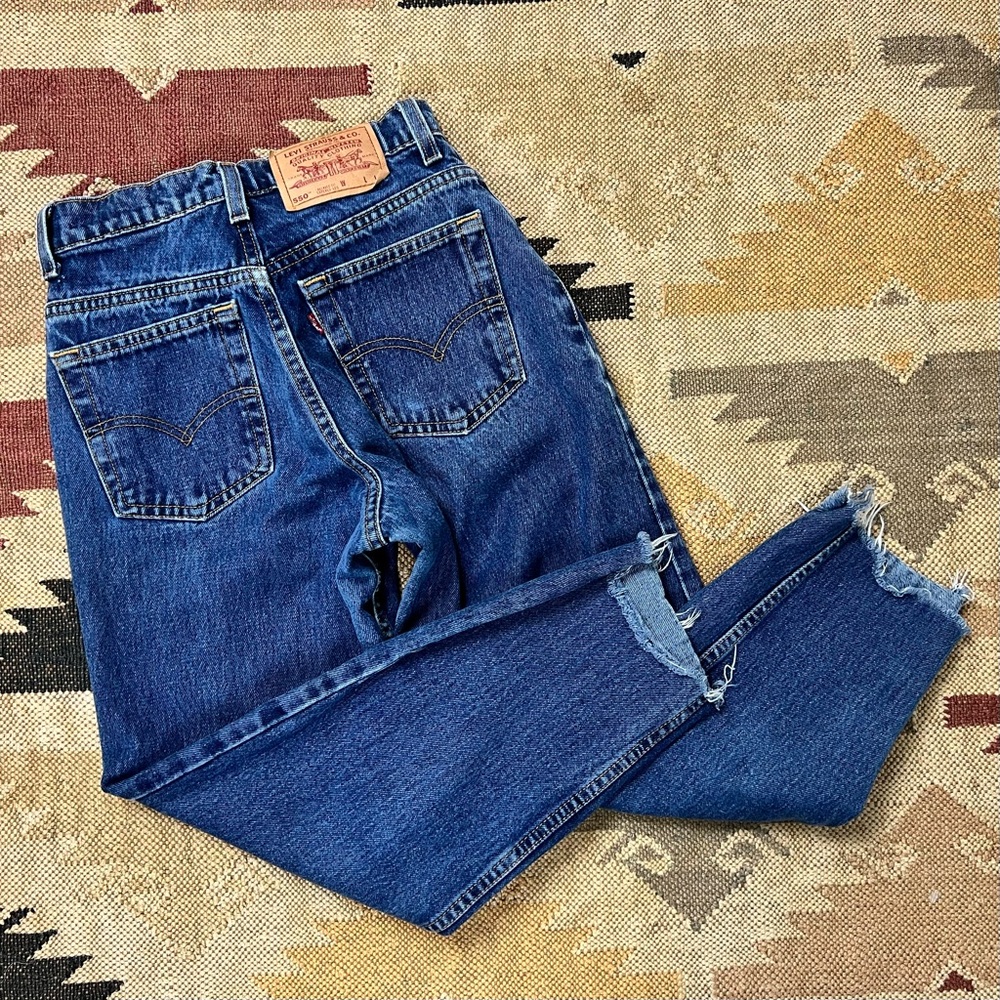 Levi’s 550 Tapered Leg Jeans